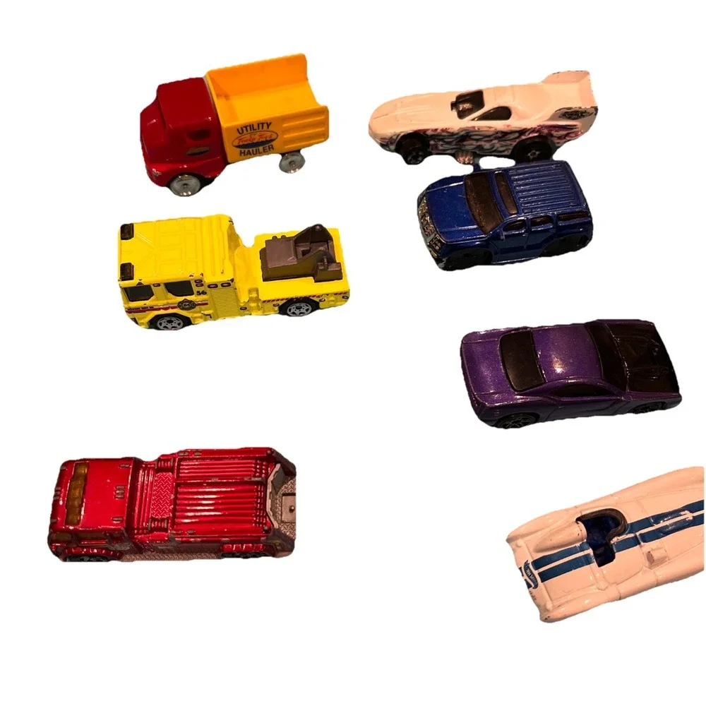 Hot Wheels And Matchbox Cars Lot (13) Various Type And Age As-is Vintage